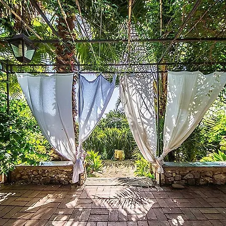 Casa Portico, Con Piscina In Comune