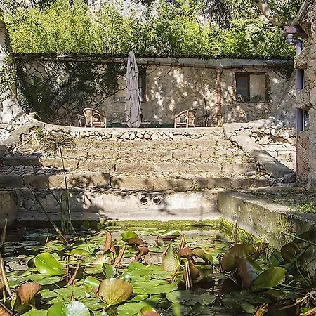 Casa Portico, Con Piscina In Comune Vakantiehuis Terrasini
