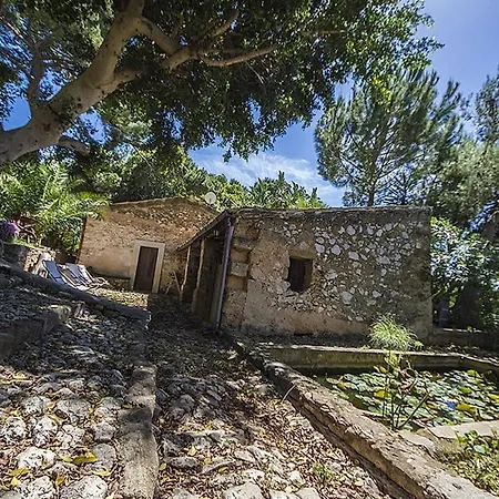 Casa Portico, Con Piscina In Comune Vakantiehuis